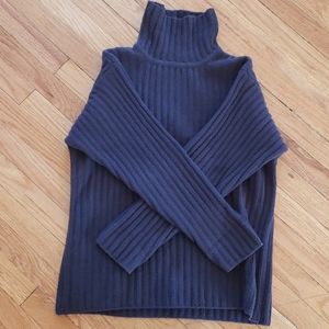 Banana Republic ribbed turtleneck sweater